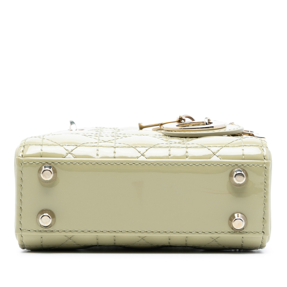 Pre-Loved Dior Micro Patent Cannage Lady Dior - Picture 3 of 7
